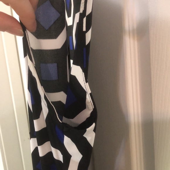 Geometric dress - Picture 8 of 8